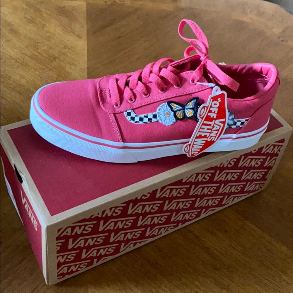 VANS Butterflies 🦋 Claret Red (Dark Pink)